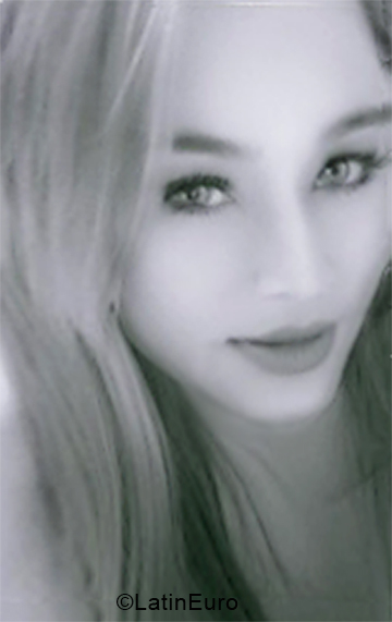 Date this young Panama girl Edith from Panama City PA1320