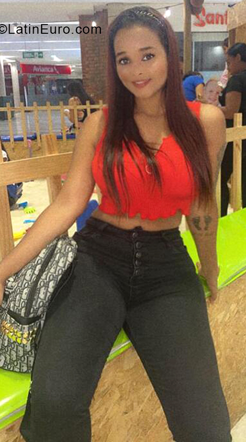 Date this young Colombia girl Kate from Cali CO31491