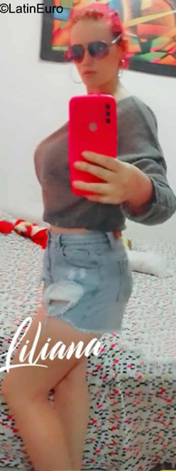 Date this hard body Colombia girl Liliana from Bucaramanga CO31542