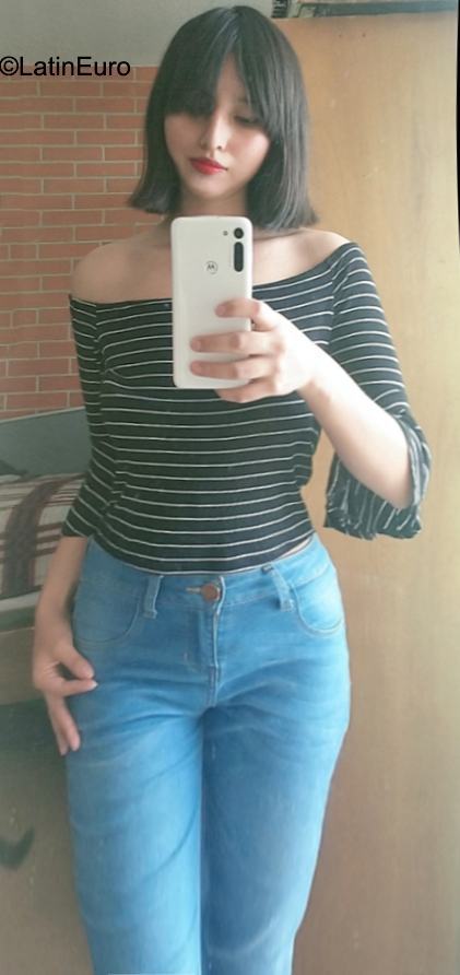 Date this hot Mexico girl Dulce from Puebla MX2585