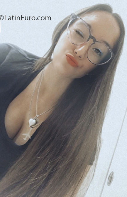 Date this athletic Spain girl Gisele from Islas Baleares ES705