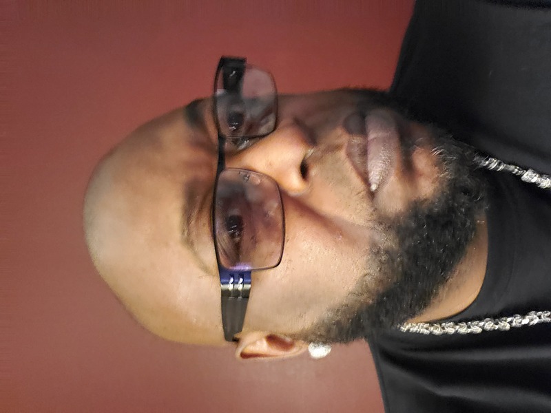 Date this delightful United States man Bumpy from Crown Point US21731