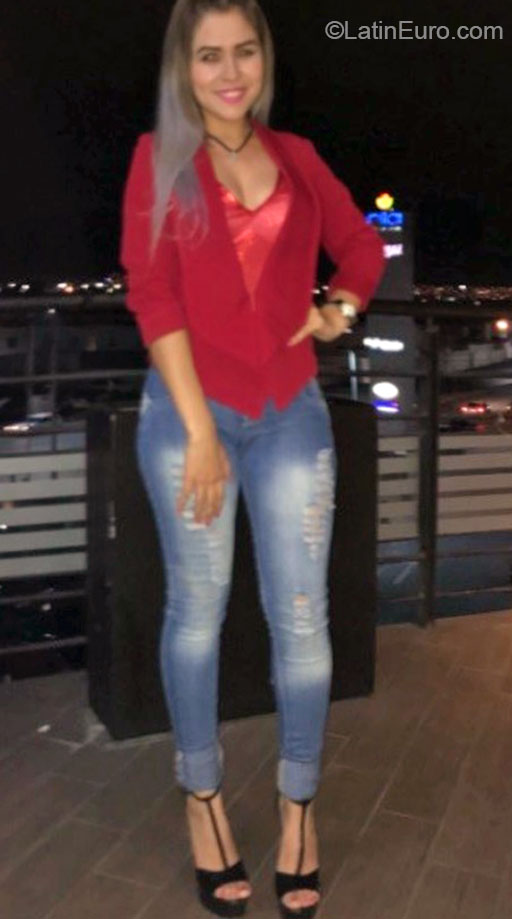 Date this good-looking Mexico girl Leo from Miguel Hidalgo MX2606