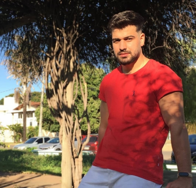 Date this athletic Brazil man LUCAS from Montes Claros BR11984