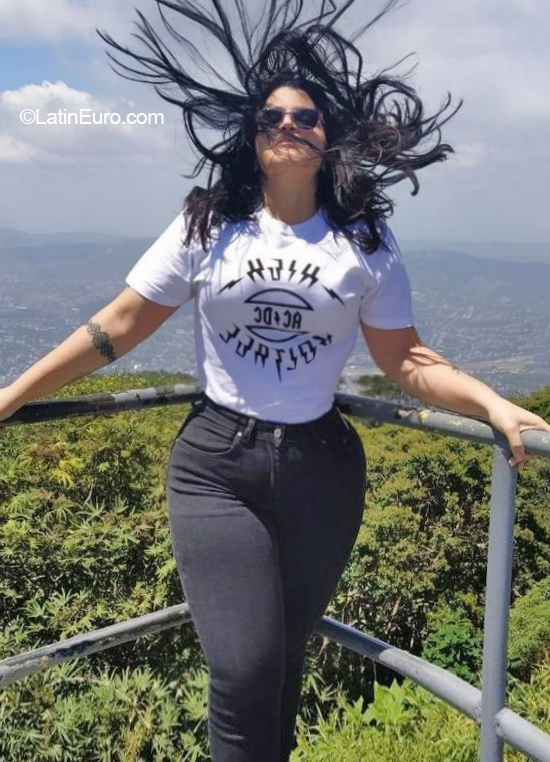Date this passionate Venezuela girl Edgli from Monagas VE4246