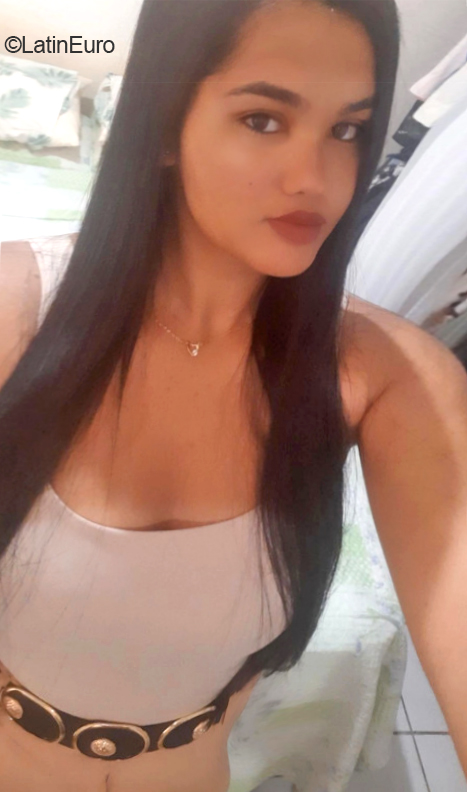 Date this fun Brazil girl Anna from Recife BR12017