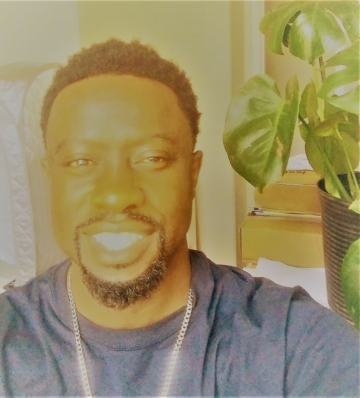 Date this voluptuous United States man Raswil from Los Angeles US21829