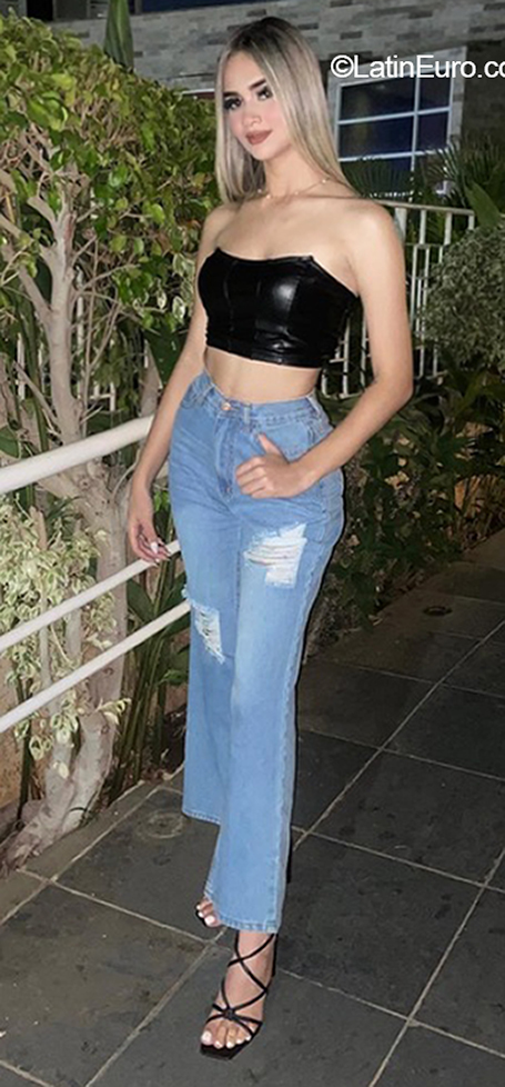 Date this passionate Chile girl Mariangela from Santiago De Chile CL349