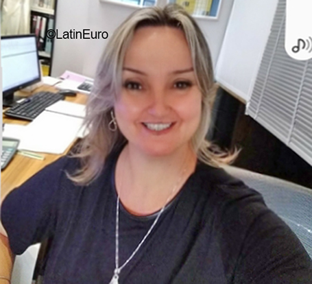 Date this georgeous Brazil girl Andrea from Rio De Janeiro BR12078