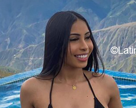 Date this pretty Colombia girl Shirly from Bogota CO31976