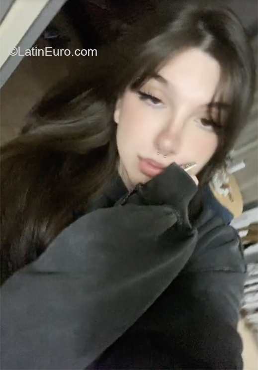 Date this good-looking Chile girl Ana from Santiago CL358