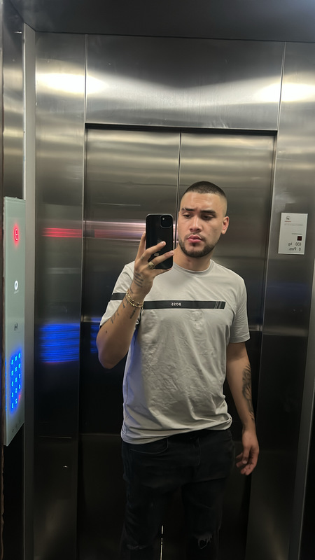 Date this hard body Colombia man Carlos from Barranquilla CO32157