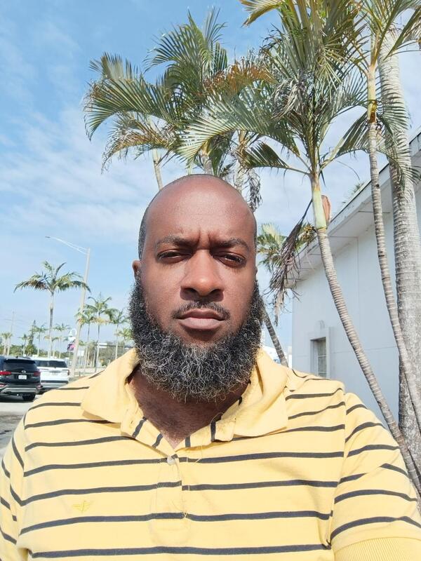 Date this stunning United States man Mr_Mention007 from Fort Lauderdale US21952