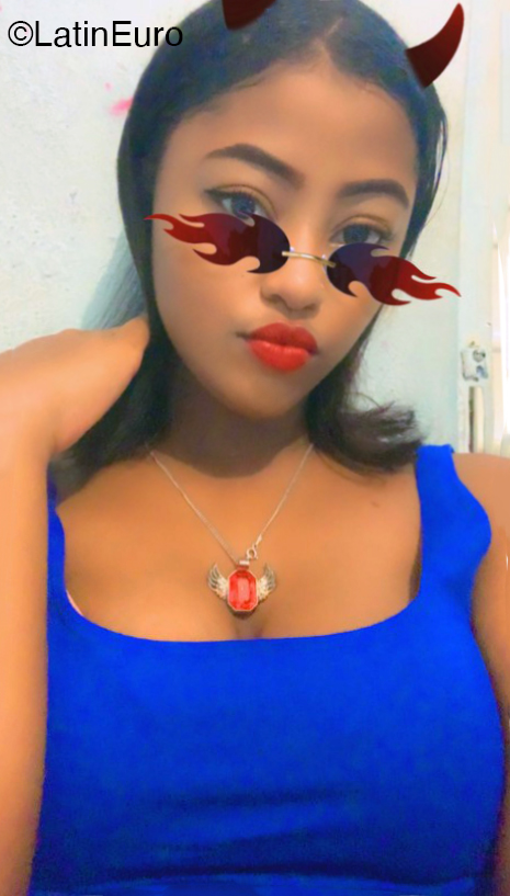 Date this young Dominican Republic girl Anaibels from Santiago DO43655