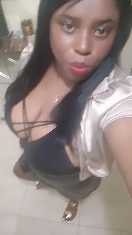 Date this attractive Dominican Republic girl Vilda from Santo Domingo DO44118