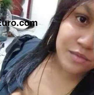 Date this exotic Dominican Republic girl Carol from Santo Domingo Este DO47489
