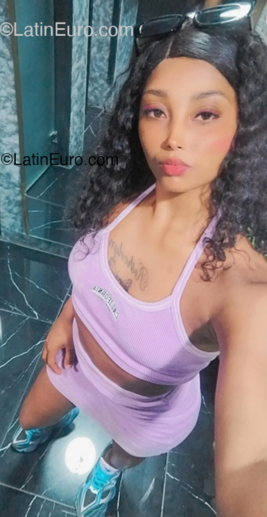 Date this sultry Dominican Republic girl Micaela from Santo Domingo DO52469