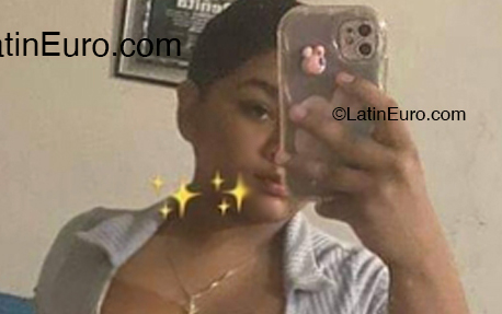 Date this attractive Dominican Republic girl Karla from santo domingo DO52746