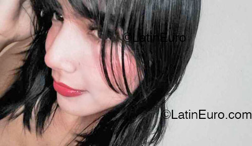Date this foxy Peru girl Lizcandy from Iquitos PE2134