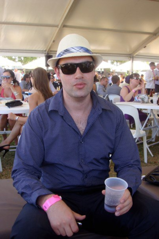 Date this hard body New Zealand man Teo from Christchurch NZ60