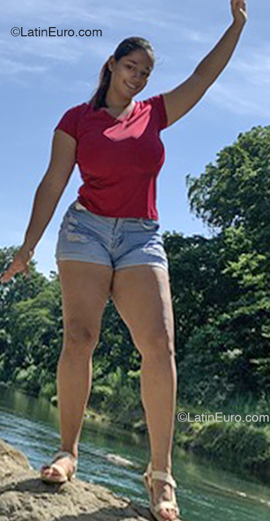 Date this stunning Costa Rica girl Nick from San Jose CR561