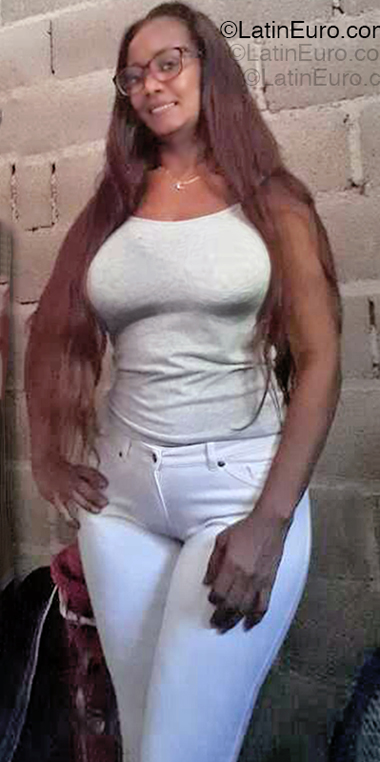 Date this passionate Dominican Republic girl Francisca from Puerto Plata DO55030
