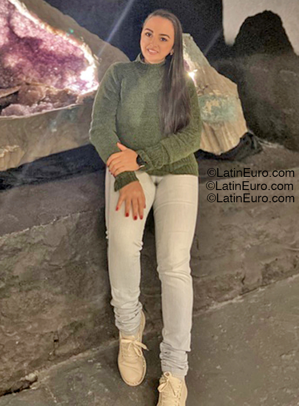 Date this young Brazil girl Mary from Manaus BR12365