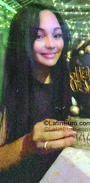 Date this charming Colombia girl Sulgey from Bogota CO33450