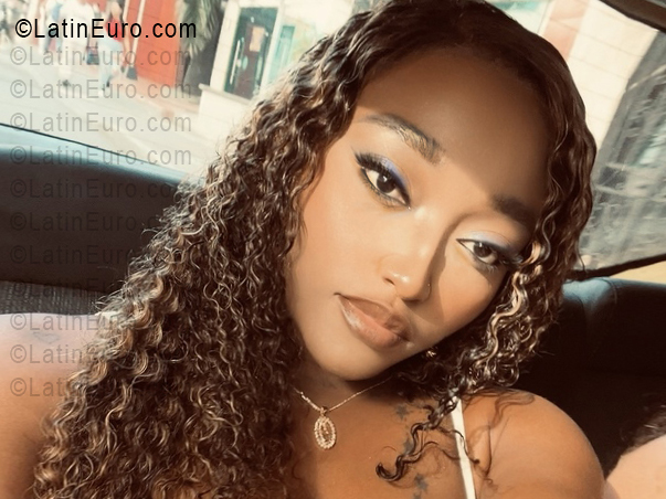 Date this exotic Colombia girl Jahela from Cali CO33517