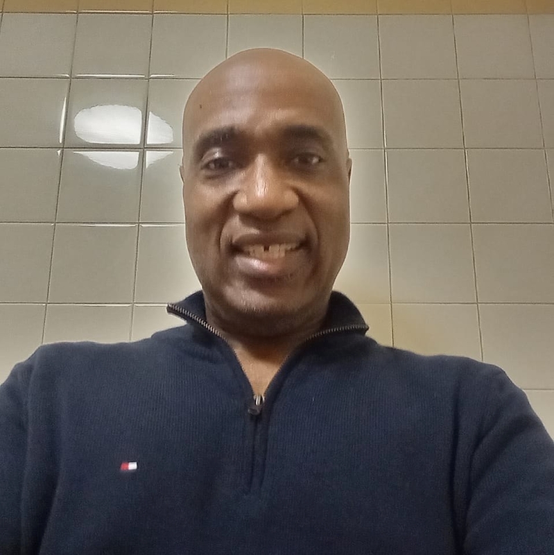 Date this happy United States man Paul from Brooklyn US25236