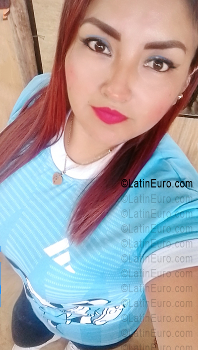 Date this athletic Peru girl Yuliana from Piura PE2154