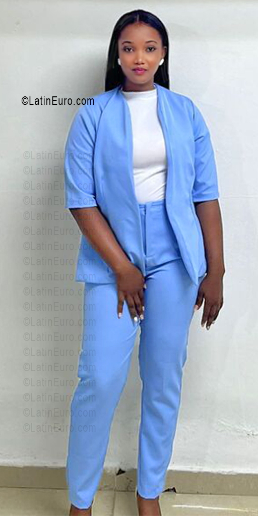 Date this happy Dominican Republic girl Soledad from San Pedro De Macoris DO56105