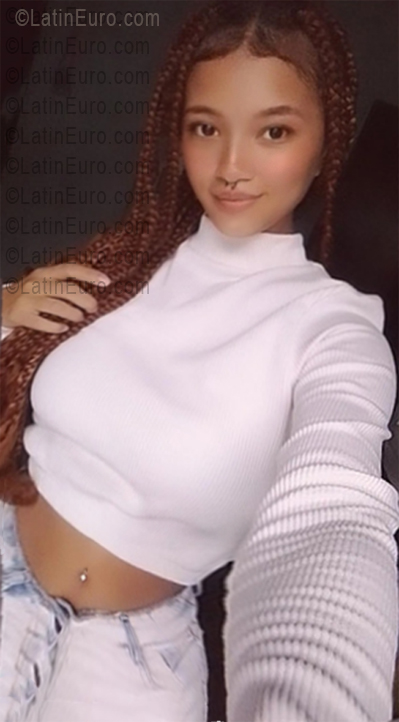 Date this athletic Venezuela girl Elimar from San Juan VE5452