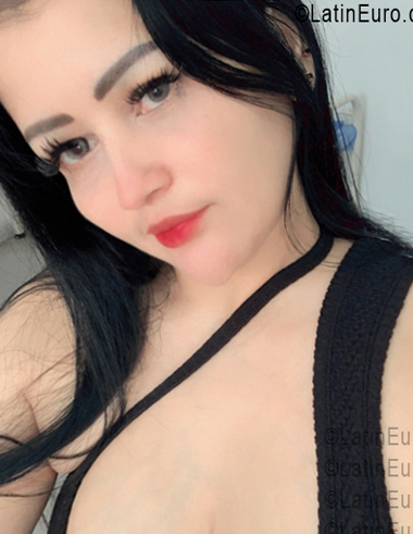 Date this foxy Colombia girl Camila from Bucaramanga CO33703