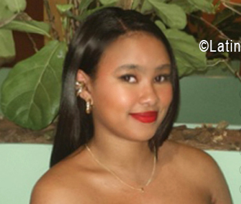 Date this voluptuous Dominican Republic girl Yosli from Santiago De Los Caballeros DO56330