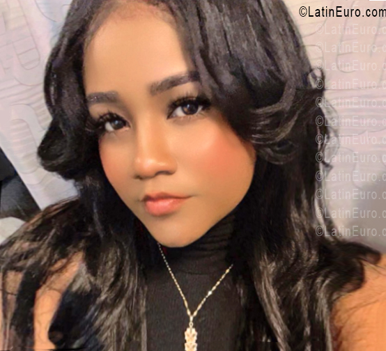 Date this good-looking Puerto Rico girl Rossy from San Juan PR269