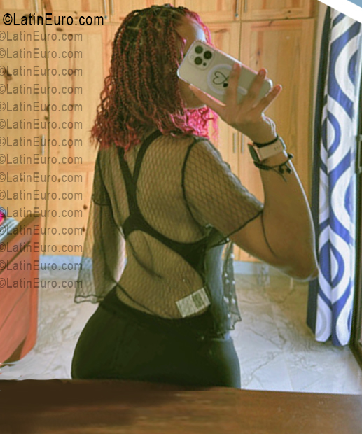 Date this cute Dominican Republic girl Chanty from Santo Domingo DO56629