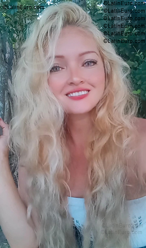 Date this funny Colombia girl Jeins from Monteria CO33768