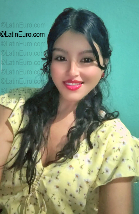 Date this delightful Honduras girl Evelin from San Pedro Sula HN3010