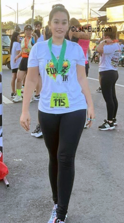 Date this hot Philippines girl Jeanivie from Ozamis City PH1097