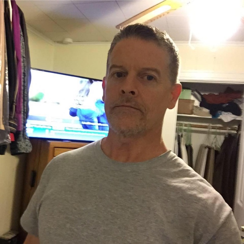 Date this passionate United States man Daniel from Denton US25792